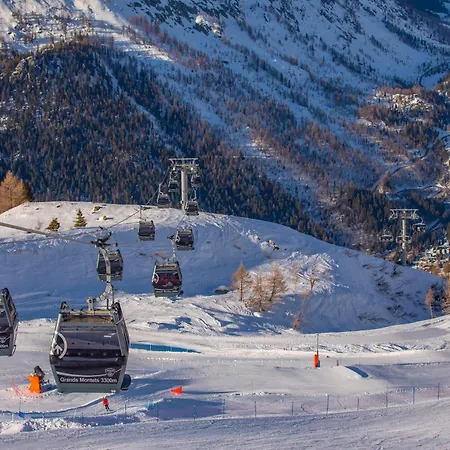 Apartman Grand Roc A211 From Slopes 150M, Mont-Blanc View, Parking & Wifi - Happy Rentals Chamonix