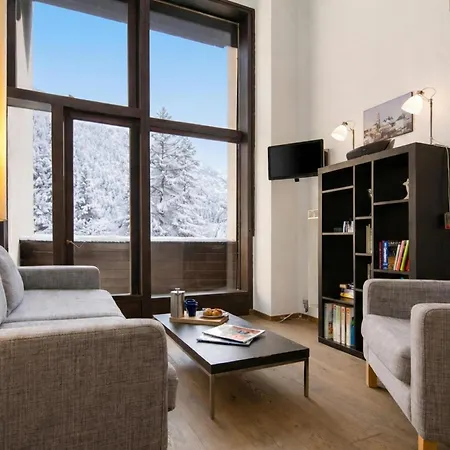 Grand Roc - Ancolies 211 - Happy * Chamonix